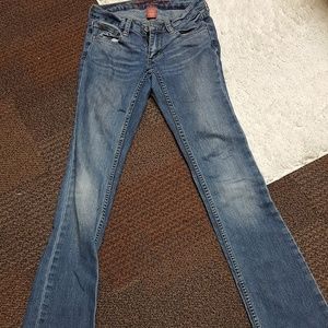 bootcut/flared jeans